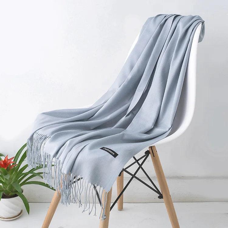 Dames Luxe Warme Sjaal Effen Beige met Franjedetail | Perfect voor Herfst &amp; Winter